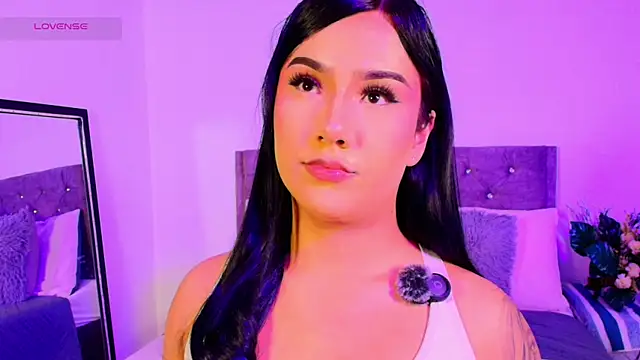 Snapshot of Vale_prado chatting on 11/13/25, 10:47 Vale prado online show from 11/13/25, 10:47