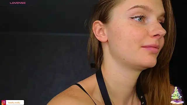 Lovelly molly1 online show from 01/09/26, 05:48