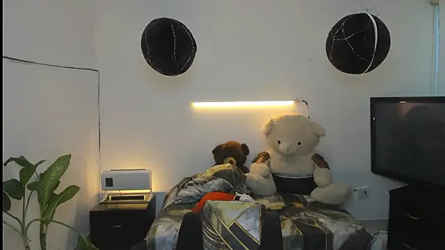 darwinandbrayann online show from 03/02/26, 07:21