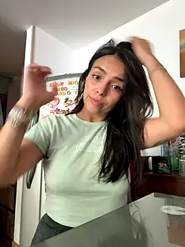 MailynAndNick online show from 11/26/25, 02:29