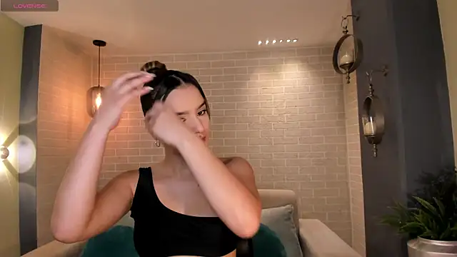 Snapshot of LaurentRosse1 chatting on 12/03/25, 07:23 LaurentRosse1 online show from 12/03/25, 07:23