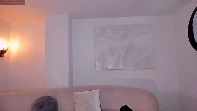 LaurentRosse1 online show from 04/14/26, 08:15