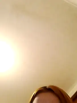 Snapshot of larubia_arg chatting on 11/01/25, 06:21 larubia arg online show from 11/01/25, 06:21