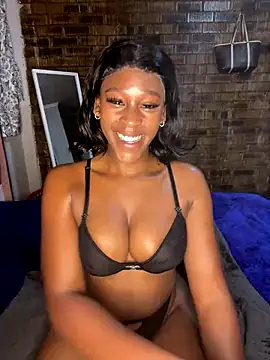 Snapshot of SP1CY_MOMMY chatting on 11/05/25, 11:38 SP1CY MOMMY online show from 11/05/25, 11:38