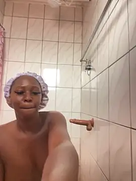 Snapshot of SP1CY_MOMMY chatting on 11/16/25, 07:47 SP1CY MOMMY online show from 11/16/25, 07:47