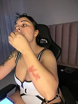 Natural BIGASS Nina online show from 01/15/26, 08:34