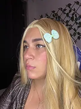 Snapshot of yayita_cute chatting on 10/30/25, 06:04 yayita cute online show from 10/30/25, 06:04