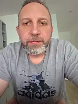 Snapshot of ghost430000 chatting on 11/20/25, 02:28 ghost430000 online show from 11/20/25, 02:28