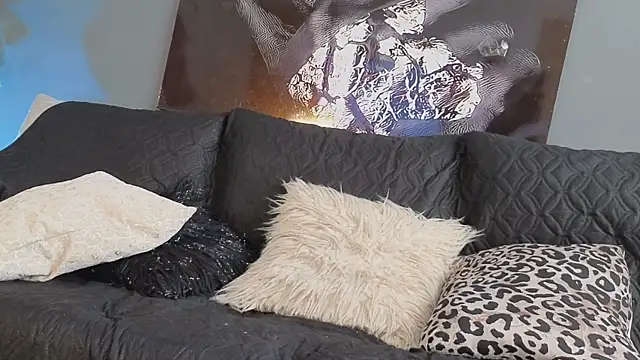 Snapshot of candyjhons chatting on 11/05/25, 09:26 candyjhons online show from 11/05/25, 09:26