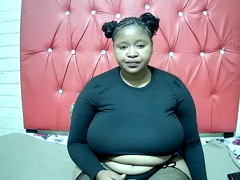 Snapshot of MilkMeDownBBY chatting on 10/30/25, 06:26 MilkMeDownBBY online show from 10/30/25, 06:26