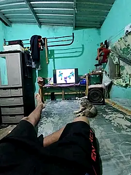 Snapshot of AntoniGM25 chatting on 10/31/25, 01:06 AntoniGM25 online show from 10/31/25, 01:06