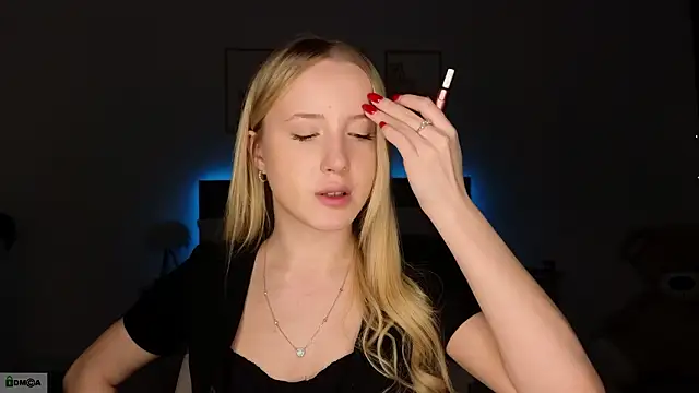 Snapshot of adele_armass chatting on 02/08/26, 08:56 adele armass online show from 02/08/26, 08:56