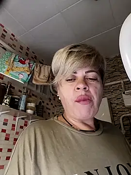 Snapshot of MilkySky chatting on 11/11/25, 08:20 MilkySky online show from 11/11/25, 08:20