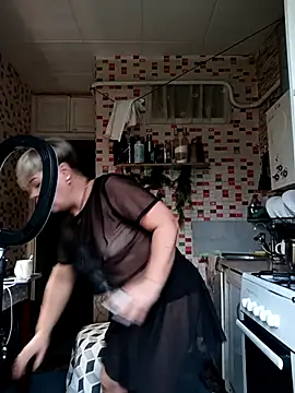 Snapshot of MilkySky chatting on 12/03/25, 11:19 MilkySky online show from 12/03/25, 11:19