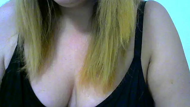 Snapshot of sexecristal chatting on 11/09/25, 05:00 sexecristal online show from 11/09/25, 05:00