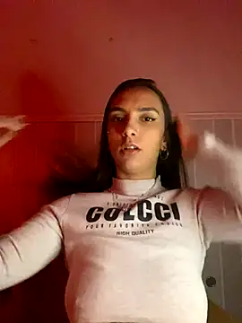 Snapshot of Mariinfame chatting on 10/30/25, 03:41 Mariinfame online show from 10/30/25, 03:41