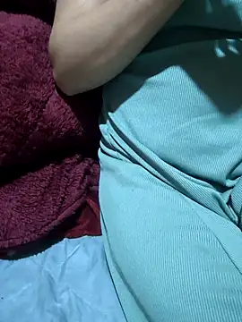 Kevin-xx online show from 12/03/25, 10:52