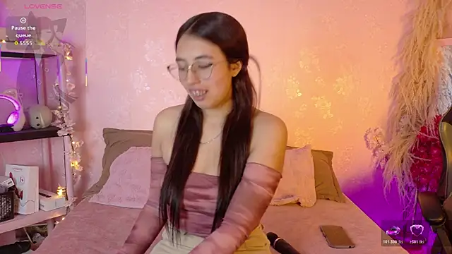 Valk submissive online show from 06/20/26, 04:04