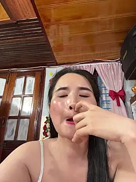 Snapshot of Okleotina9 chatting on 03/13/26, 04:57 Okleotina9 online show from 03/13/26, 04:57