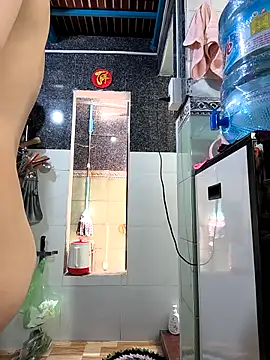 Snapshot of Okleotina9 chatting on 04/04/26, 04:22 Okleotina9 online show from 04/04/26, 04:22