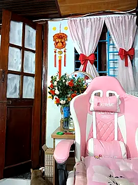 Snapshot of Okleotina9 chatting on 04/04/26, 04:26 Okleotina9 online show from 04/04/26, 04:26