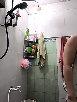 Snapshot of Okleotina9 chatting on 04/11/26, 04:39 Okleotina9 online show from 04/11/26, 04:39