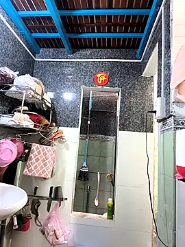 Snapshot of Okleotina9 chatting on 04/16/26, 03:40 Okleotina9 online show from 04/16/26, 03:40