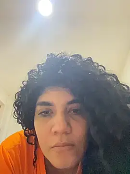 Snapshot of xiomara200 chatting on 10/30/25, 07:58 xiomara200 online show from 10/30/25, 07:58