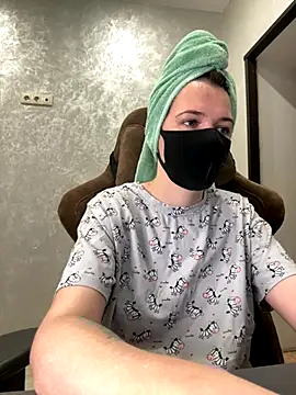 ZlatoslavaLo online show from 11/25/25, 07:19