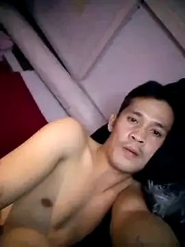Hot-babyyboy30 online show from 06/19/26, 09:46
