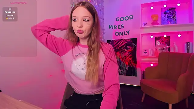 Snapshot of Iris_Fresh chatting on 03/01/26, 08:44 Iris Fresh online show from 03/01/26, 08:44