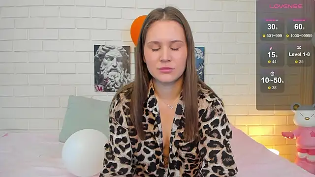 Snapshot of Tinky_kinky chatting on 11/24/25, 09:31 Tinky kinky online show from 11/24/25, 09:31