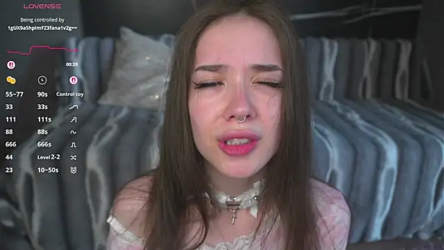 tinyanie online show from 05/20/26, 03:18