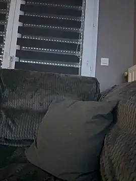 Snapshot of Girlysensuelle chatting on 11/03/25, 08:37 Girlysensuelle online show from 11/03/25, 08:37