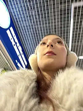 Snapshot of LilluKatten chatting on 12/20/25, 09:38 LilluKatten online show from 12/20/25, 09:38