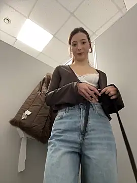 LilluKatten online show from 02/12/26, 07:58