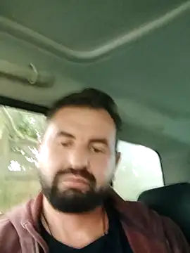 rooliv1 online show from 12/17/25, 08:26