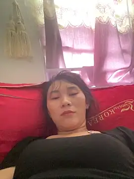 Snapshot of Amino-Suca chatting on 11/06/25, 05:08 Amino-Suca online show from 11/06/25, 05:08