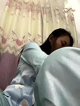 Snapshot of Amino-Suca chatting on 11/13/25, 12:15 Amino-Suca online show from 11/13/25, 12:15