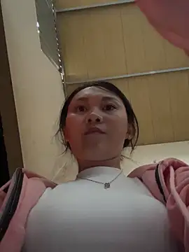 Snapshot of Amino-Suca chatting on 11/19/25, 09:09 Amino-Suca online show from 11/19/25, 09:09