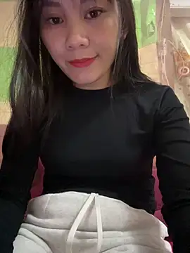 Snapshot of Amino-Suca chatting on 11/26/25, 04:19 Amino-Suca online show from 11/26/25, 04:19