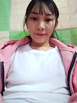 Snapshot of Amino-Suca chatting on 11/28/25, 05:04 Amino-Suca online show from 11/28/25, 05:04