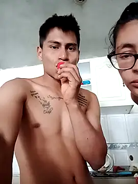 Snapshot of Ckinetor chatting on 04/12/26, 01:38 Ckinetor online show from 04/12/26, 01:38