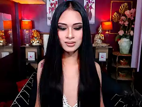 Plastique PATRICIA online show from 03/13/26, 02:18