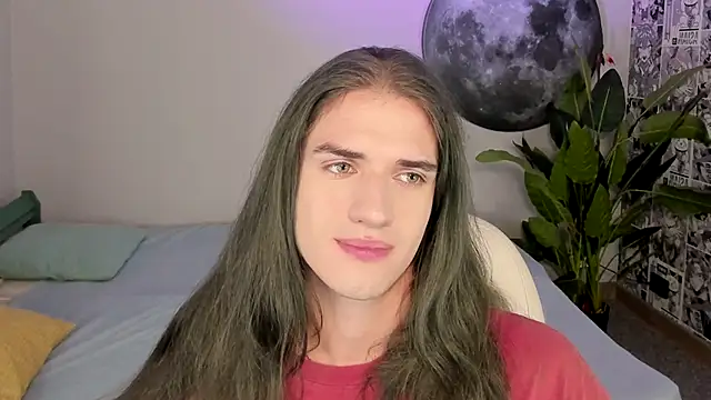 Snapshot of Harvey_Hair chatting on 11/21/25, 02:05 Harvey Hair online show from 11/21/25, 02:05