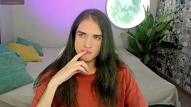 Snapshot of Harvey_Hair chatting on 12/01/25, 03:39 Harvey Hair online show from 12/01/25, 03:39