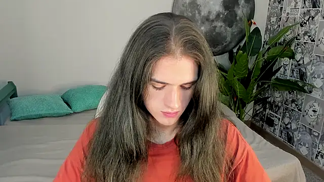 Snapshot of Harvey_Hair chatting on 12/02/25, 01:39 Harvey Hair online show from 12/02/25, 01:39