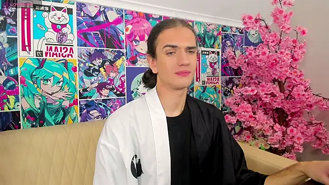 Snapshot of Harvey_Hair chatting on 12/04/25, 04:48 Harvey Hair online show from 12/04/25, 04:48