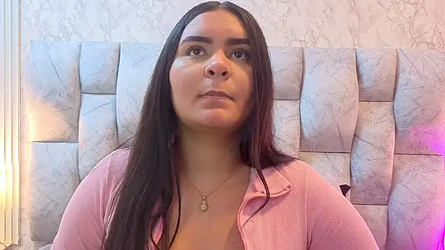 amarahanks1 online show from 11/22/25, 07:24