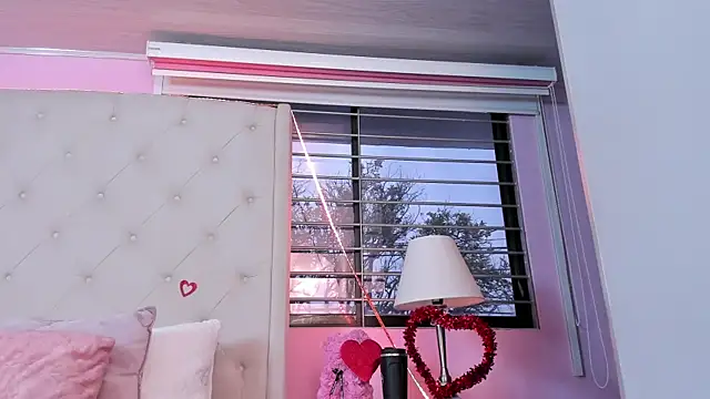 scarlett leblanc  online show from 02/12/26, 12:11